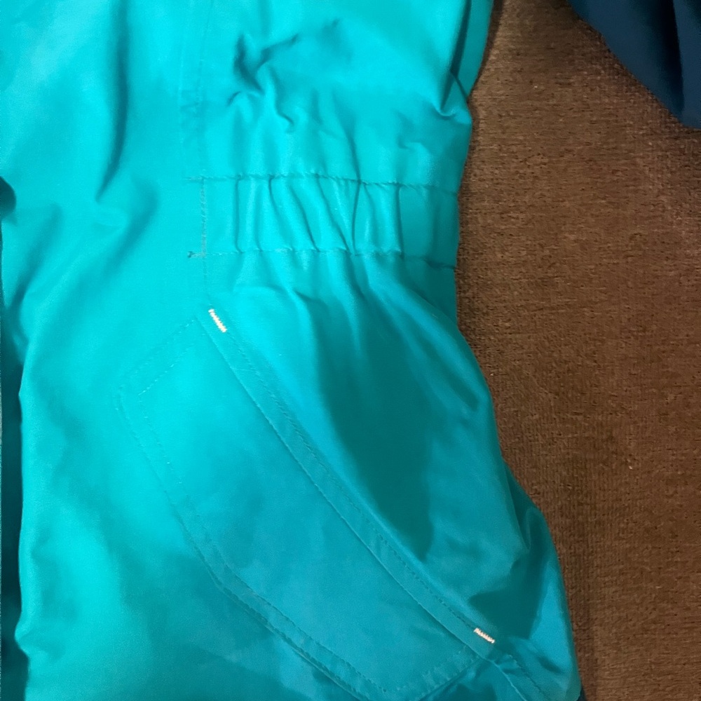 Snow Jacket! - Picture 3 of 9